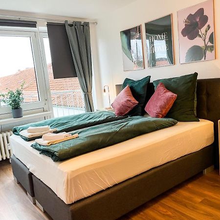 Apartment Fuer 3 Gaeste Kostenlose Parkplaetze Und Lift Hannover Ngoại thất bức ảnh