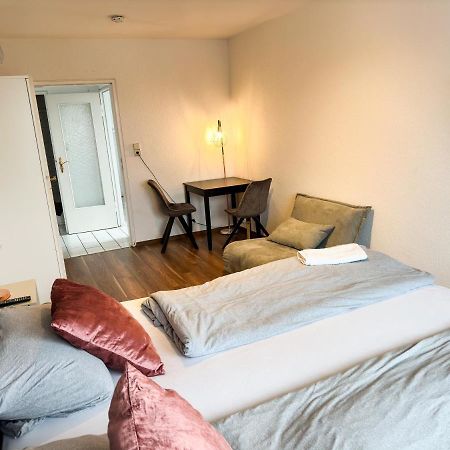 Apartment Fuer 3 Gaeste Kostenlose Parkplaetze Und Lift Hannover Ngoại thất bức ảnh