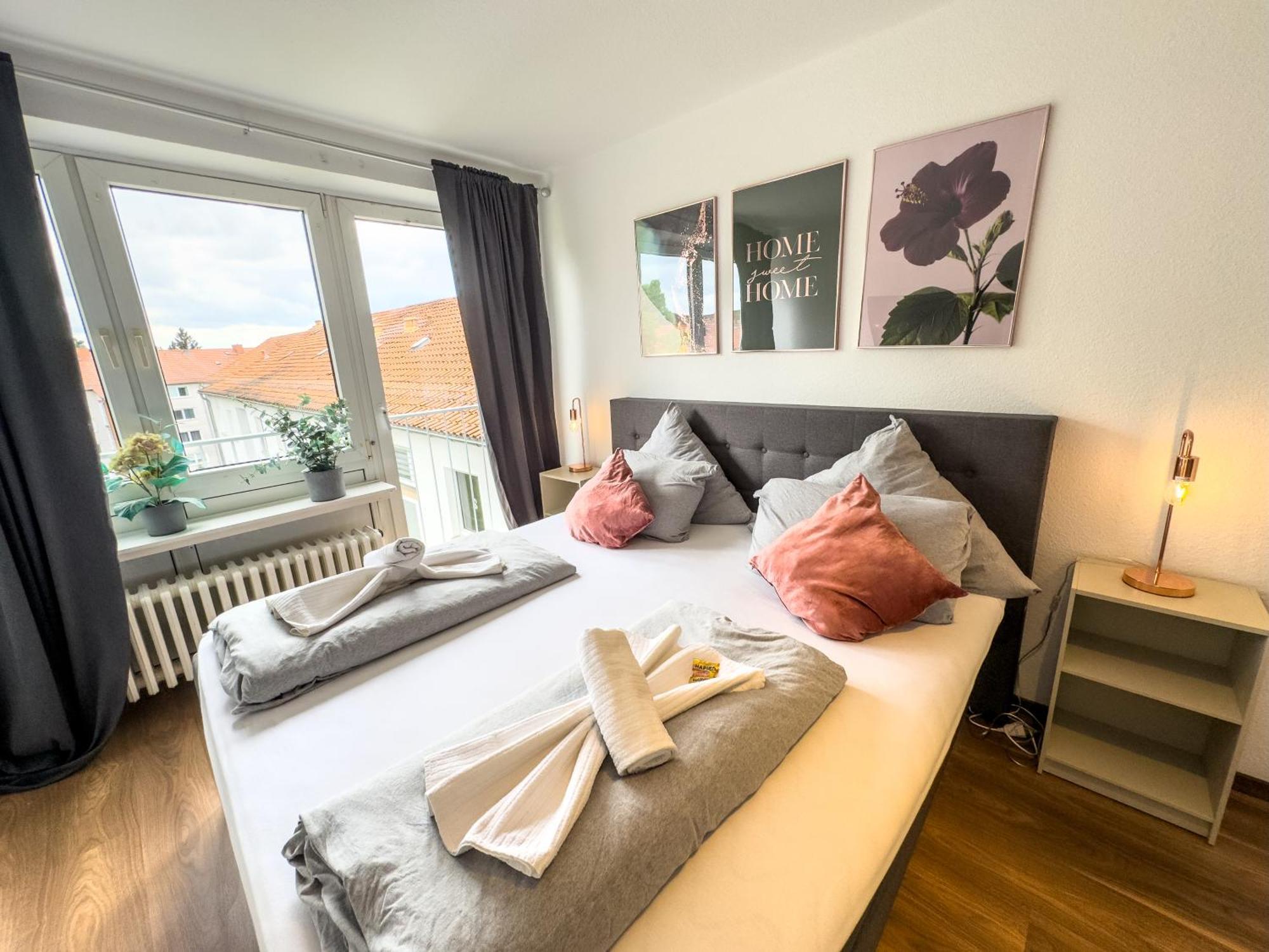 Apartment Fuer 3 Gaeste Kostenlose Parkplaetze Und Lift Hannover Ngoại thất bức ảnh